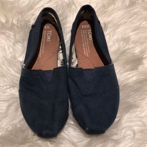 Navy Blue Toms